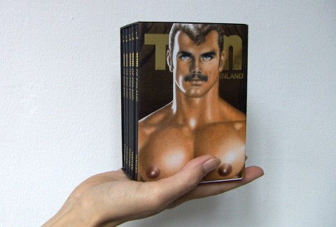 page_va_tom_of_finland_box_01_0705301745_id_12864.jpg